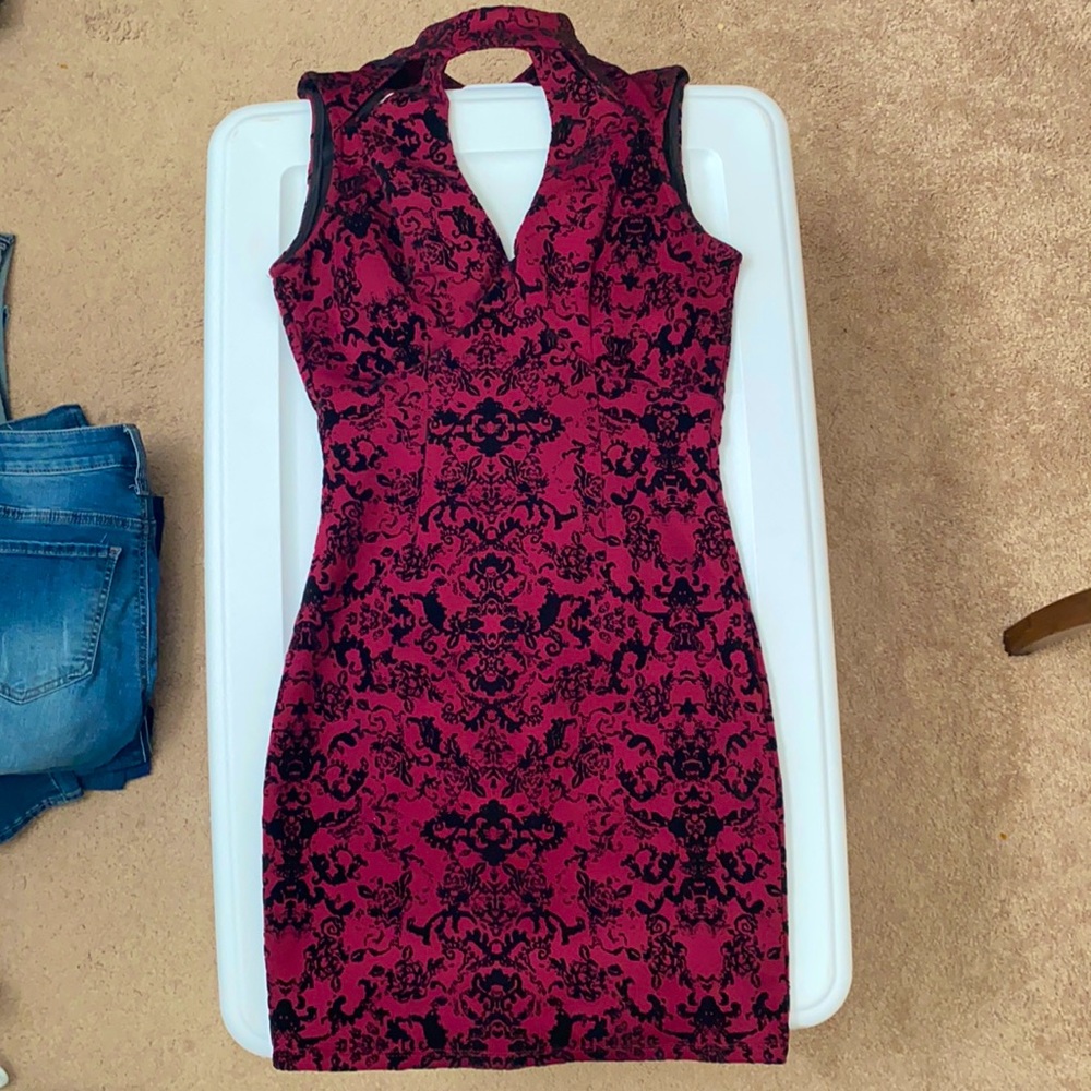 Elegant Gothic Style Maroon Velvet Cocktail Dress